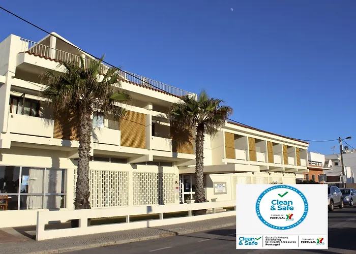 3 star hotel: Aeromar Beach Hotel